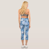 Schneeflocken Blauer Winter Capri Leggings (Rückseite)