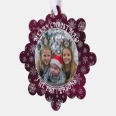 Schneeflocken Familienrotes Foto Ornament Card (Linke Ecke)