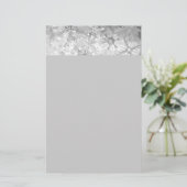 Schneeflocken graue Winterschicht Briefpapier (Stehend Vorderseite)