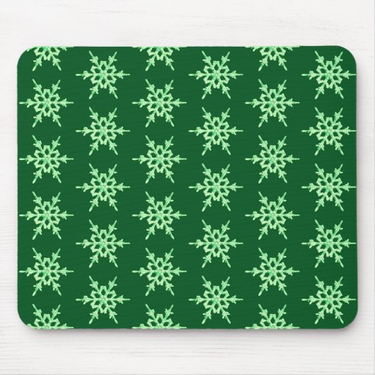 Schneeflocken, hellgrüne Kristalle auf dunkelgrün Mousepad (Vorne)