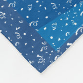 Schneeflocken im Wind - Fleecedecke (Ecke)