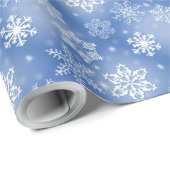 Schneeflocken im Winter blau Geschenkpapier (Rolleneckpunkt)