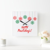 Schneeflocken in rot und grün drucken quadratische wanduhr (Zuhause)