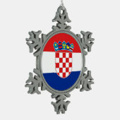 Schneeflocken mit kroatischer Flagge Schneeflocken Zinn-Ornament (Links)