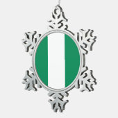 Schneeflocken mit nigerianischer Flagge Schneeflocken Zinn-Ornament (Rechts)