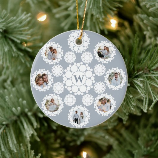 Schneeflocken Monogram Verheiratet 1. Weihnachtsfe Keramikornament (Baum)