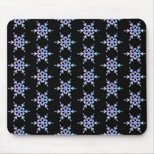 Schneeflocken, pastellfarbener Kristall auf schwar Mousepad