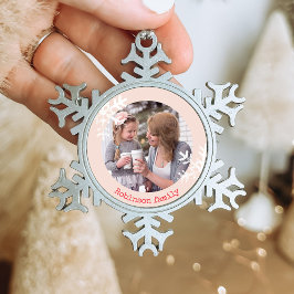 Schneeflocken Schneeflocken Rosa Foto Mit Monogram Zinn-Ornament