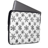 Schneeflocken Schwarzweiß-Muster Laptopschutzhülle (Vorne Rechts)