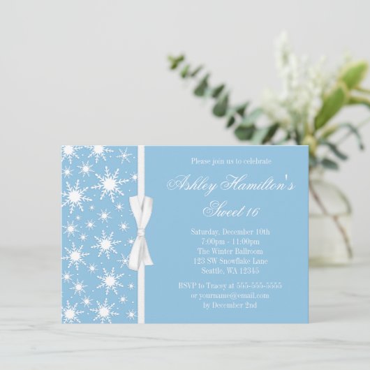 Schneeflocken Sweet 16 Winter Wonderland Blau Einladung (Stehend Vorderseite)