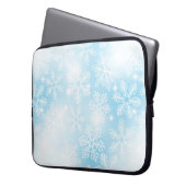 Schneeflocken und blaue Lichter Laptopschutzhülle (Vorderseite Links)