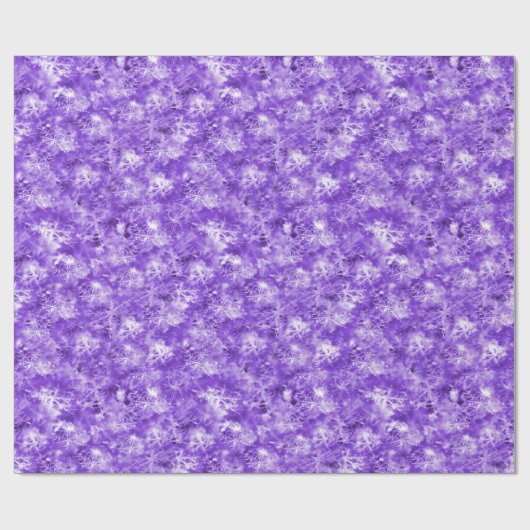 Schneeflocken und Eis im Lila Geschenkpapier (Flach)