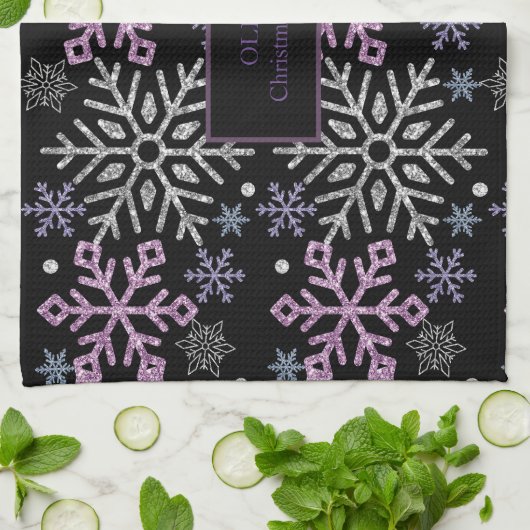 Schneeflocken Weihnachten Lila Silber Geschirrtuch (Gefaltet)