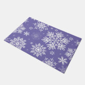 Schneeflocken Weihnachten lila weiß Fußmatte (Schrägansicht)