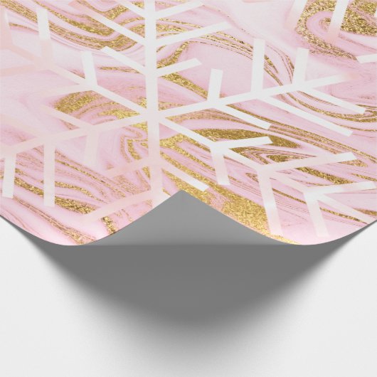 Schneeflocken Weihnachtsmarmor Pink Gold Geschenkpapier (Ecke)