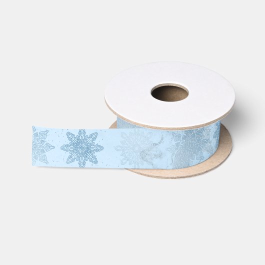 Schneeflockenmuster aus Edelmarmor-Glitzer Satinband (Spule)