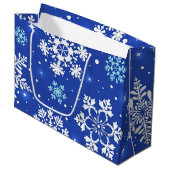 Schneeflockenmuster Große Geschenktüte (Vorderseite Schrägansicht)
