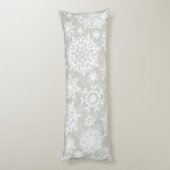 Schneeflockenmuster Seitenschläferkissen (Rückseite (Vertikal))