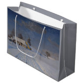 Schneegebiet im Winter (nach H.A. Brendekilde) Große Geschenktüte (Vorderseite Schrägansicht)