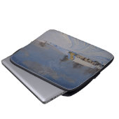 Schneegebiet im Winter (nach H.A. Brendekilde) Laptopschutzhülle (Vorne Knopf)