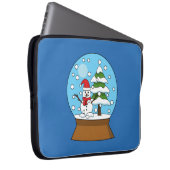 Schneeglobe mit Schneemann und Pine Tree Laptopschutzhülle (Vorne Rechts)