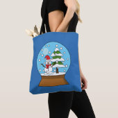 Schneeglobe mit Schneemann und Pine Tree Tasche (Von Nahem)