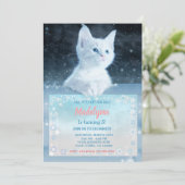 Schneekatze zum Geburtstag Einladung (Stehend Vorderseite)