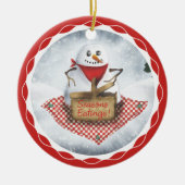 Schneemann-Blizzard-Picknick Weihnachtsbaumschmuck Keramikornament (Vorne)