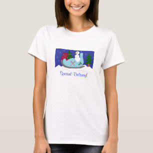 Schneemann fährt mit einem Schlitten T-Shirt