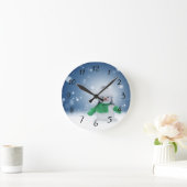 Schneemann mit grünem Schal Runde Wanduhr (Zuhause)