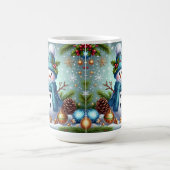 Schneemann mit Weihnachtsbaumschmuck, Schneeflocke Kaffeetasse (Mittel)