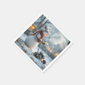 Schneemann Pushing a Old Push Lawnmäher Serviette (Ecke)