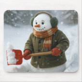 Schneemann schaufelt Schnee Mousepad (Vorne)