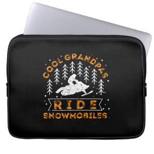 Schneemobilfahren - Coole Omas fahren Schneemobile Laptopschutzhülle