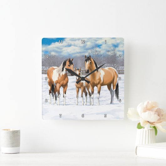 Schneepferde Quadratische Wanduhr (Zuhause)