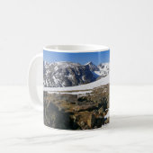 Schneeschmelzen auf den Felsen Kaffeetasse (Vorderseite Links)