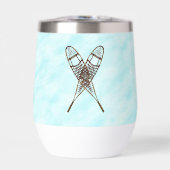 Schneeschuhe im Schnee (Vorderseite)