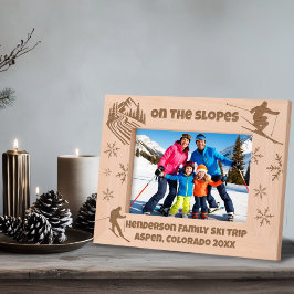 Schneeschuhwandern auf den Pisten Benutzerdefinier Geätzte Rahmen