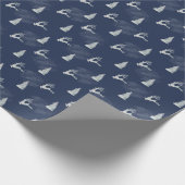 Schneesichere Glitzer Hirsche & Baum Wintersonne Geschenkpapier (Ecke)