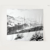 Schneestaube // Schwarz-Weiß Wandteppich (Vorderseite (Horizontal))