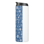 Schneesturm mit Sky Blue Background Thermosbecher (Nach rechts gedreht)