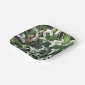 Schneeverfahren auf einer Papierplatte auf einem P Pappteller (Gewinkelt)