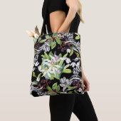Schneeverfahren & Orchideen: Schwarzes Muster Tasche (Von Nahem)