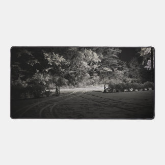 Schneewald bei Nacht Schreibtischunterlage