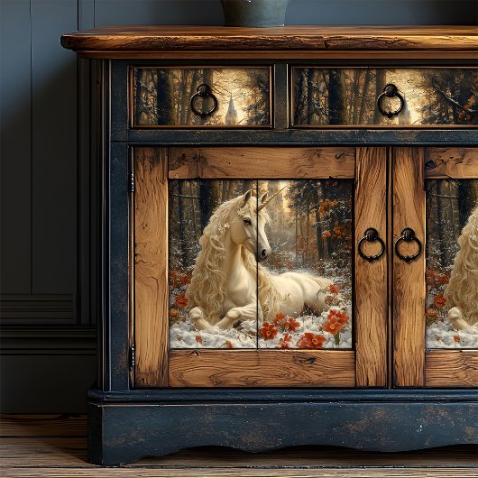 Schneeweiße Einhorn Wintermesse Schloss Maggiore Seidenpapier