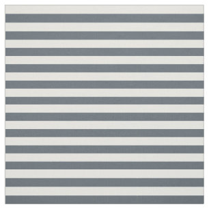 Schneeweißer PNG auf zazzelgrau Stoff