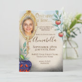 Schneeweißes verzaubertes Märchen-Party Einladung (Stehend Vorderseite)