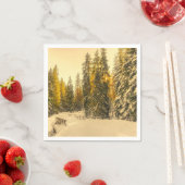 Schneewinterweg mit Pinienbäumen Serviette (Beispiel)