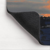 Schneewolken über Newtown, Powys Mousepad (Ecke)