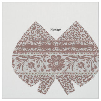 Schneiden und Nähen der Gesichtsmaske Stoff